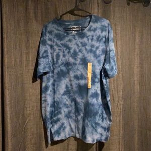 Tie-dye t-shirt